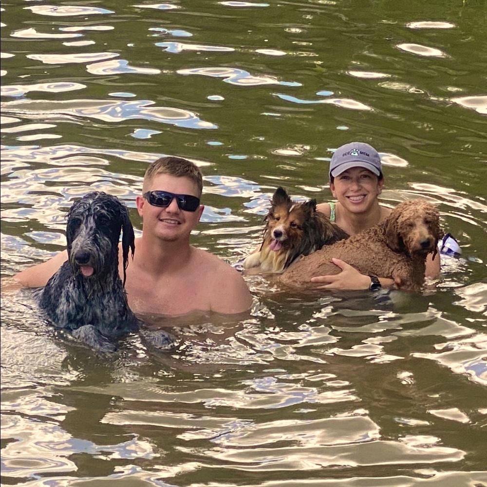 Meet your Posher, Karina